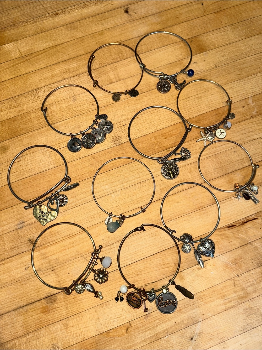 Wire charm bangle bracelets